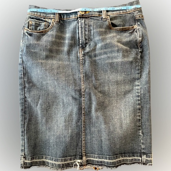 Jean Skirt size 12 | Mixit stretch - Picture 2 of 4